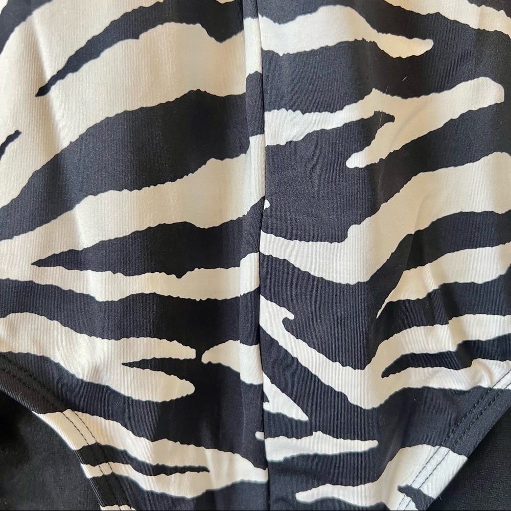 OLD NAVY Zebra Print One Piece Bathing Suit—SZ. Small - Picture 6 of 9